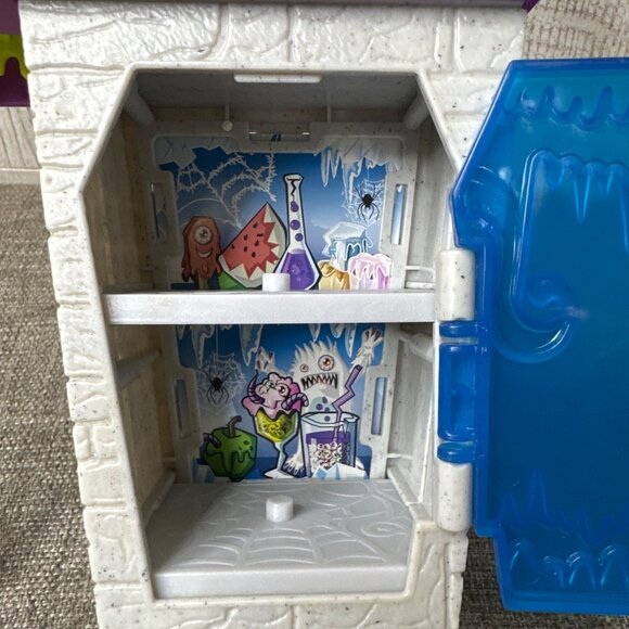 Monster High Doll Kitchen Sink Counter Fridge Playset Replacement - Picture 7 of 8